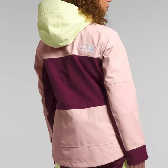 The North Face Jacket - Picture 13 of 17